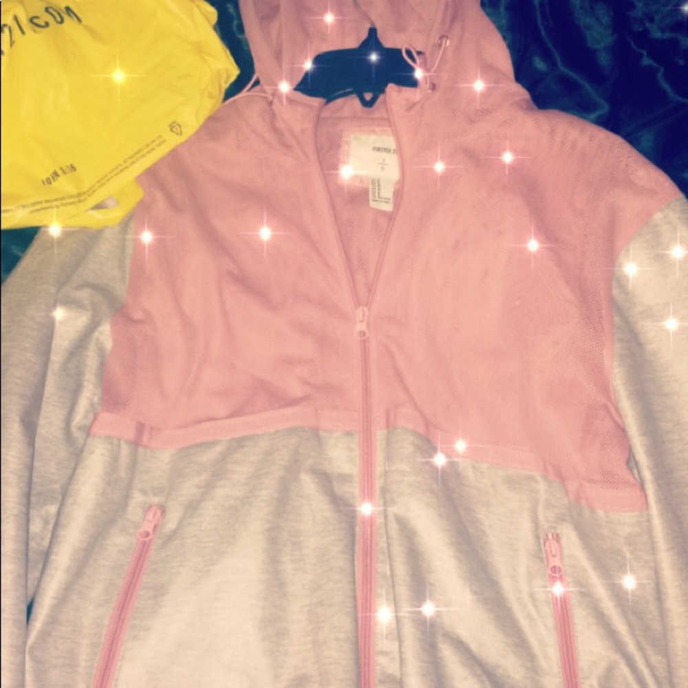 FOREVER 21 Windbreaker Jacket! 💓🤩